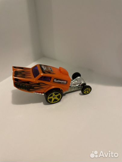 Машинки Хот вилс