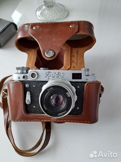 Пленочный фотоаппарат зенит и фэд-2