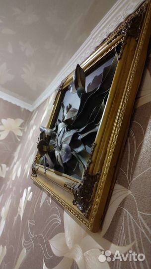 Картина из кожи