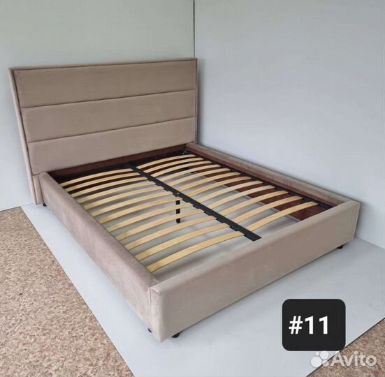 Кровать