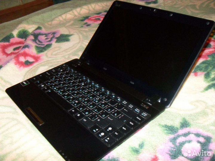 Asus eee pc1201k