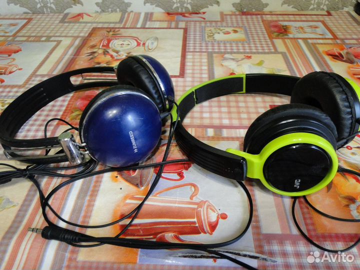 Наушники Япония
