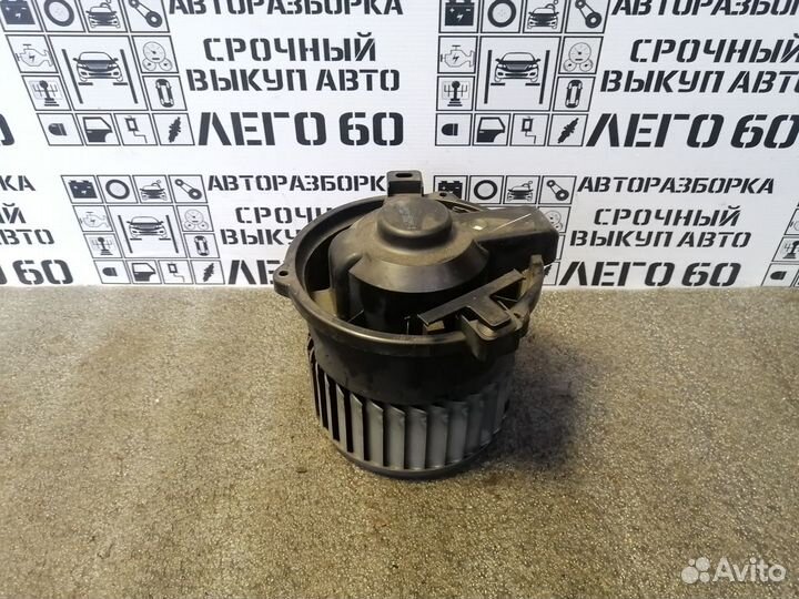 Моторчик отопителя для Mitsubishi Colt (Z3)