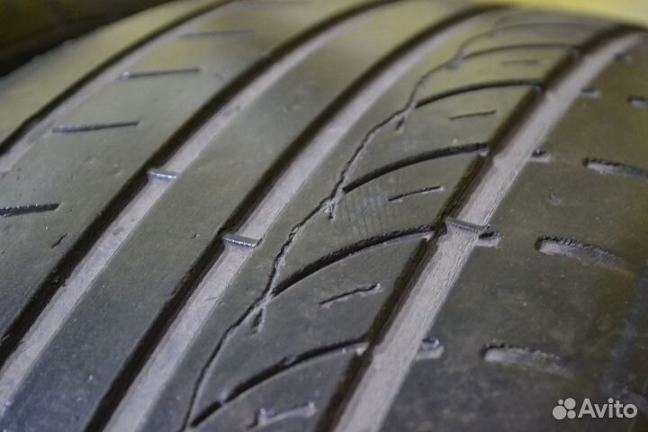 Sunfull Mont-Pro HP881 215/60 R17