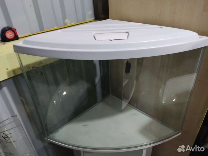 Аквариум угловой 85 л. С тумбой