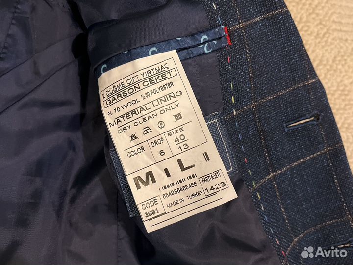 Пиджак на мальчика 158р