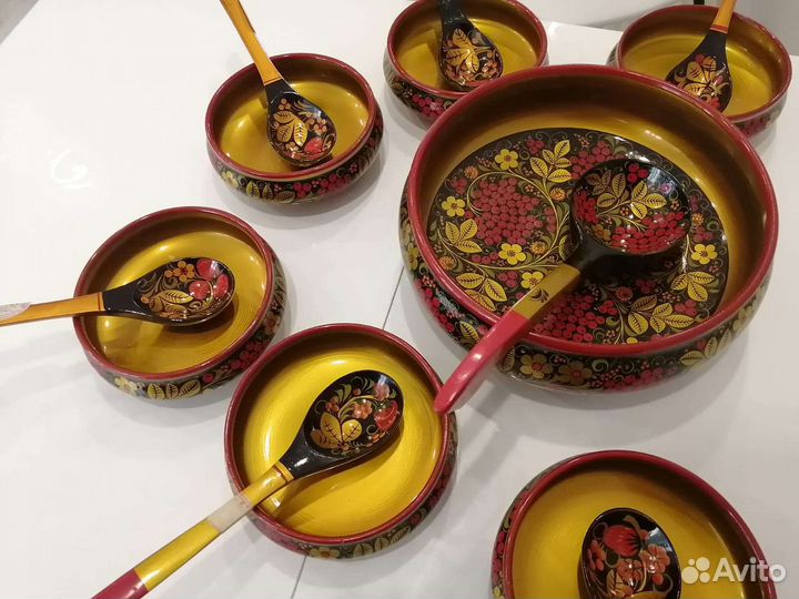 Набор столовой посуды новый