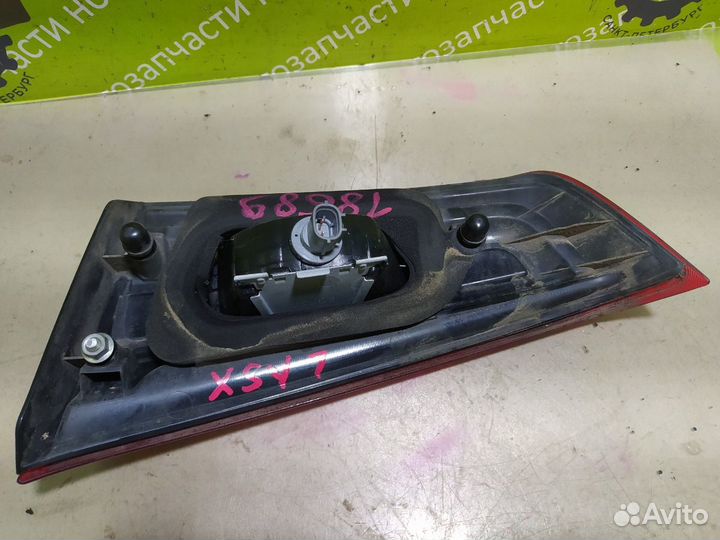 Фонарь внутренний левый Mitsubishi Asx 2014