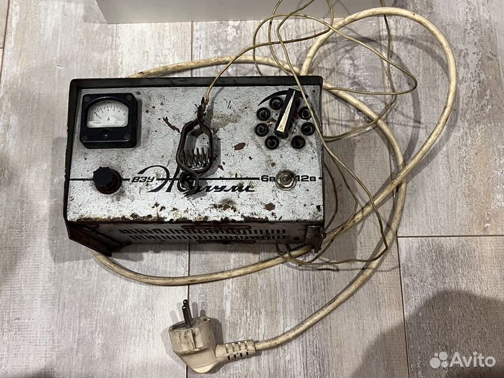 Зарядное устройство СССР