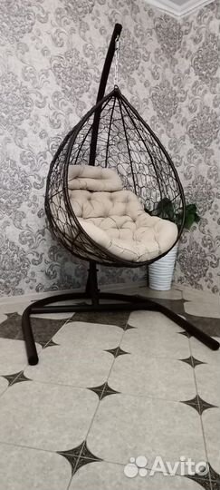 Плетеное подвестное кресло