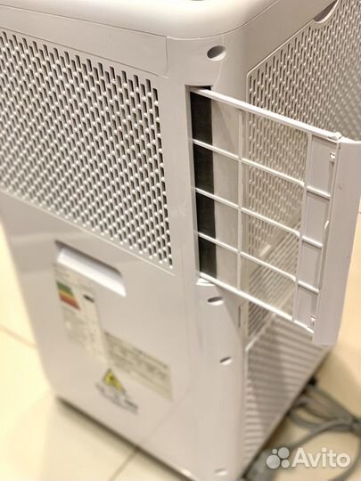 Напольный кондиционер Electrolux