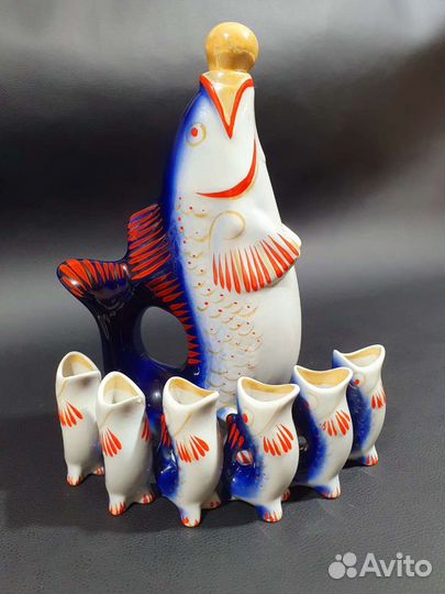 Сервиз фарфор из СССР «Семейство Карповых»