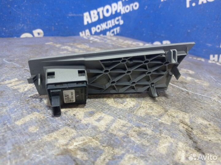 Кнопка стеклоподъемника Bmw E65 седан 2004