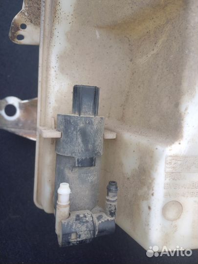 Моторчик бочка омывателя Форд Фокус 3