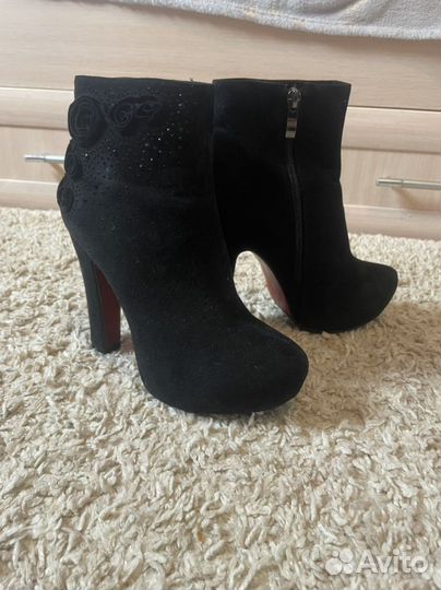 Ботинки 37