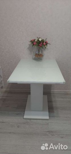 Кухонный стол