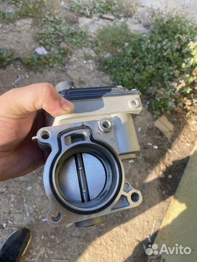 Дроссельная заслонка ford