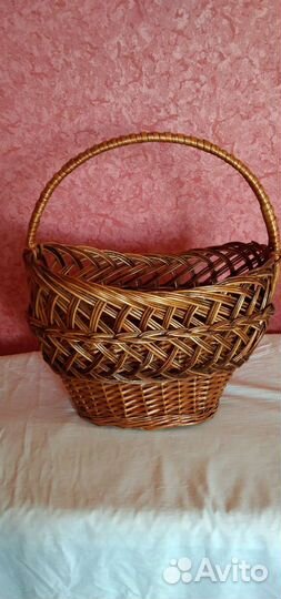 Корзина плетёная