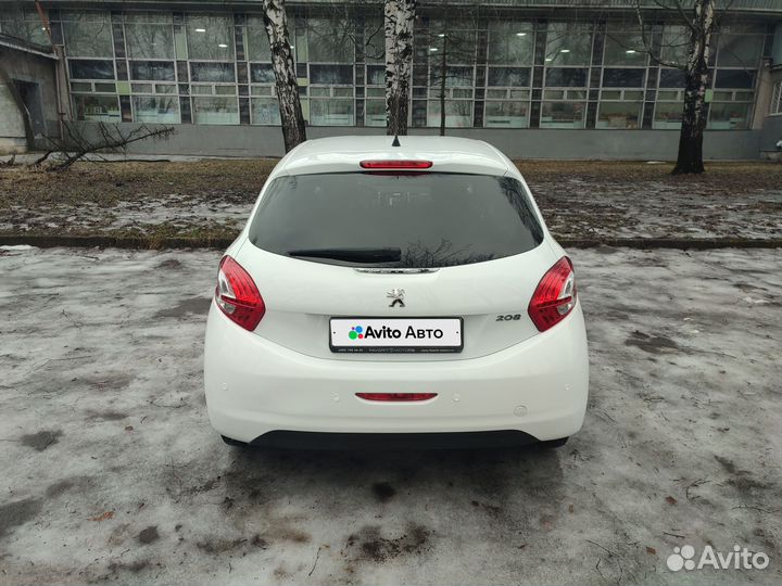 Peugeot 208 1.6 AT, 2013, 211 287 км
