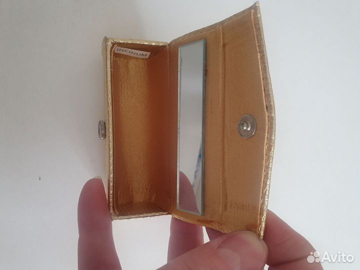 Чехол для помады с зеркальцем