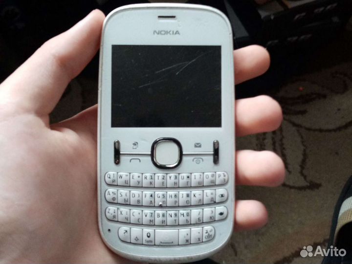 Кнопочный телефон Nokia