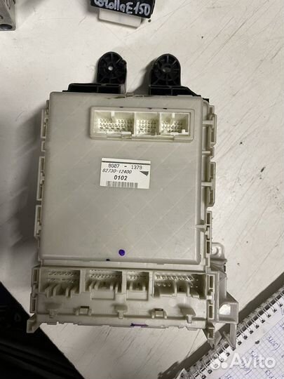 Блок предохранителей Toyota Corolla E150 2006-2013