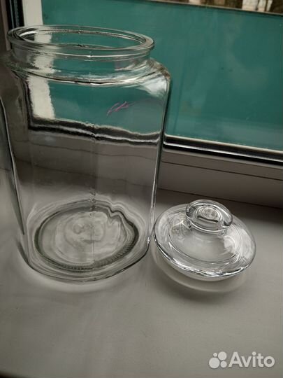 Банка стеклянная