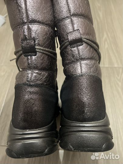 Зимние женские сапоги 38