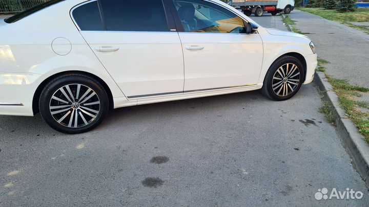 Комплект оригинальных дисков с резиной R17