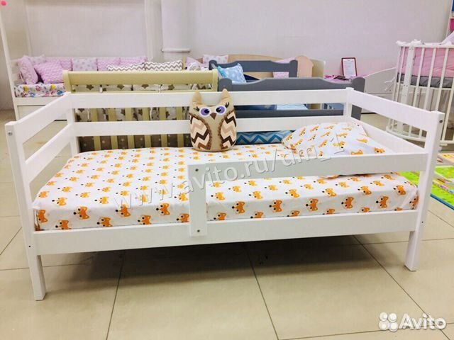Детская кровать из массива