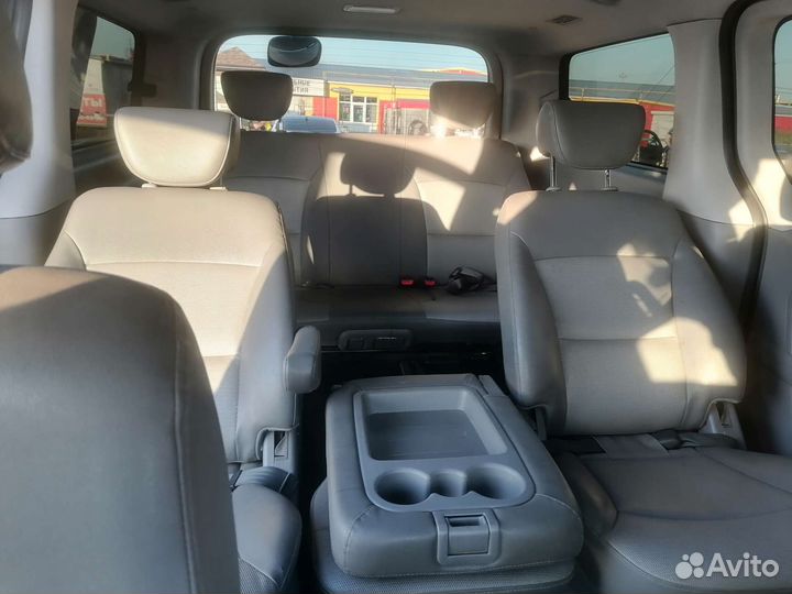 Пассажирские перевозки минивэн