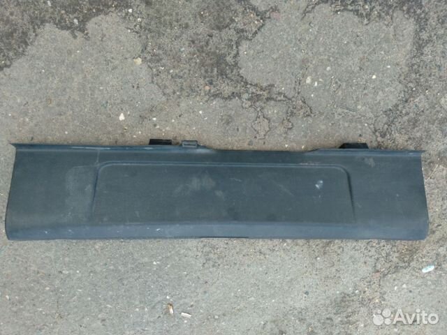 Обшивка задней панели Renault Fluence