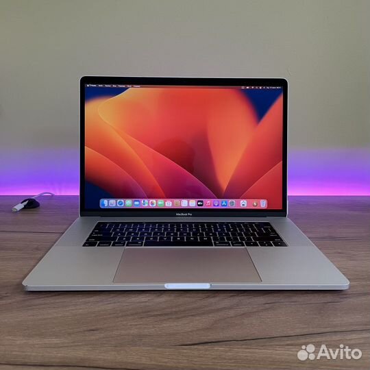 MacBook Pro 15 2017 Touch Bar i7/16/512