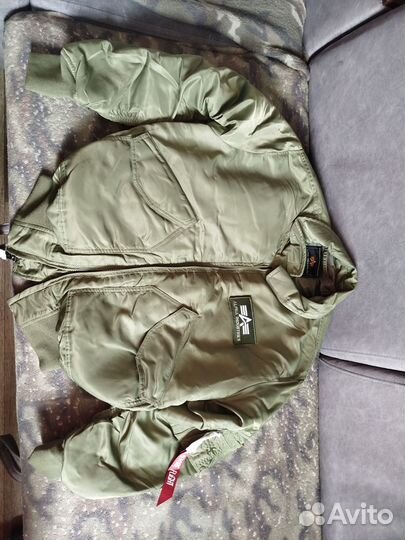 Бомбер alpha Industries