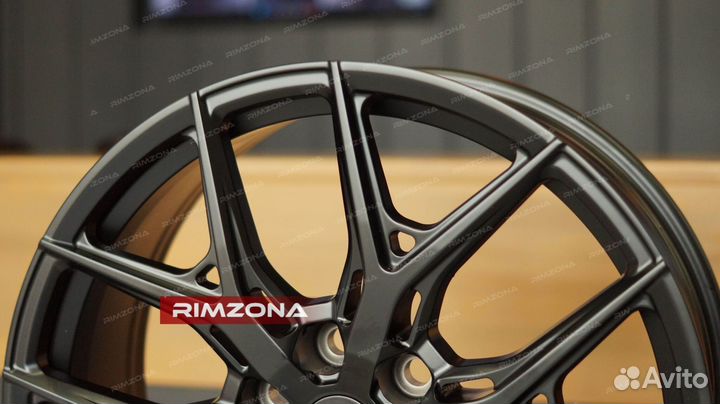 Кованые диски R22 на Lexus GX