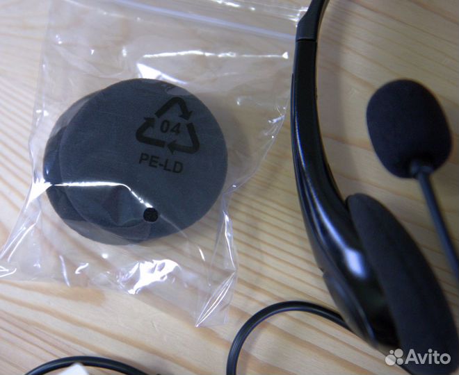 Стереогарнитура Behringer HS20 новая