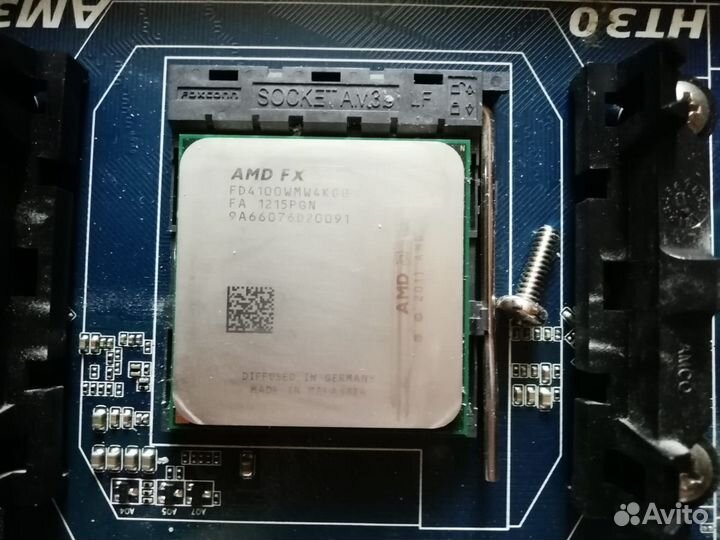 Продам комплект одним лотом