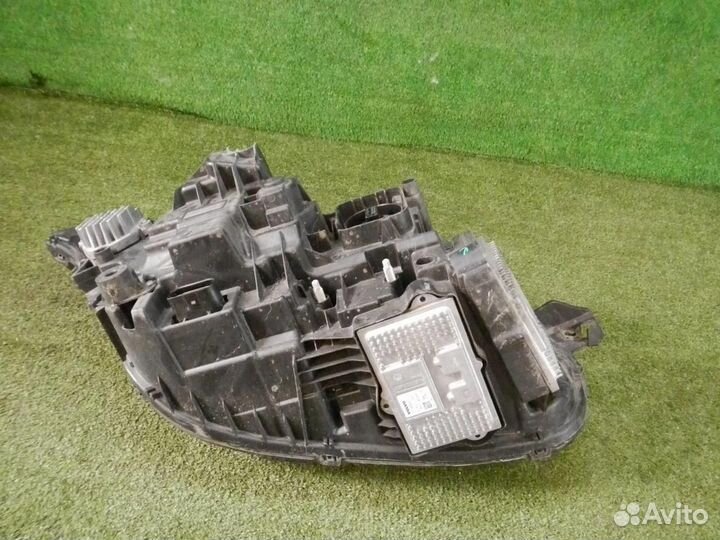 Фара левая Volvo XC90