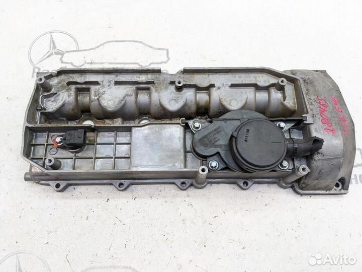 Клапанная крышка W639 V-class Vito 646.821