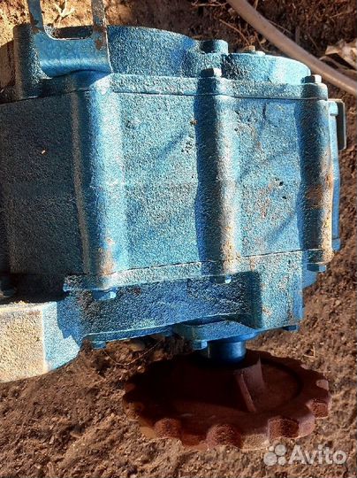 Редуктор тсн в сборе с двигателем