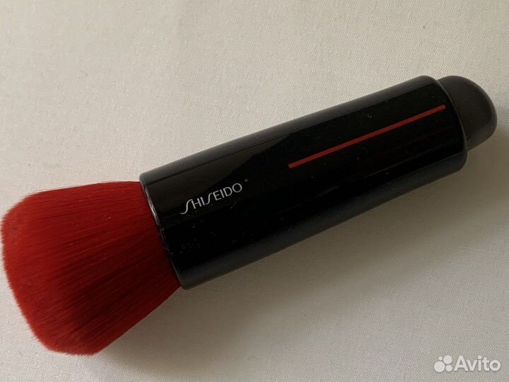 Кисть для пудры румян shiseido оригинал новая