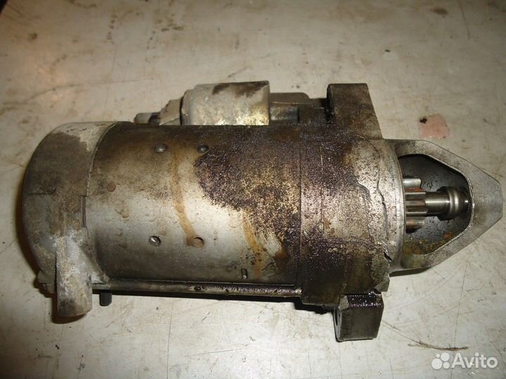 Стартер (Audi A8, Audi Q7, Volkswagen Touareg)