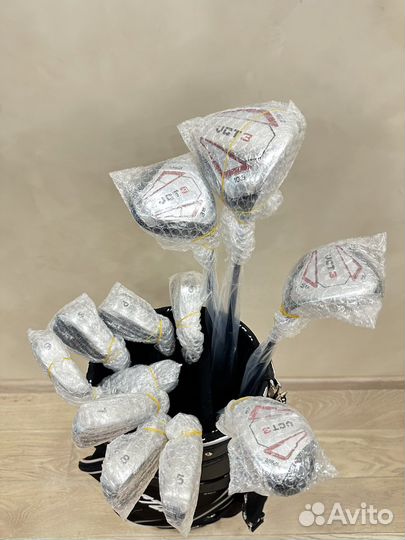 Набор клюшек для гольфа