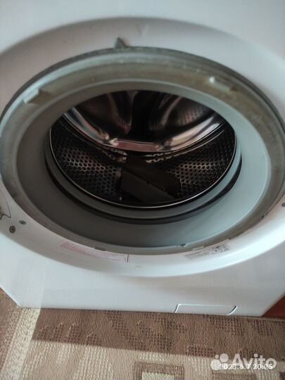 Машинка стиральная Electrolux