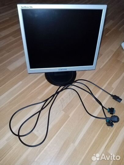 Монитор Samsung syncmaster 710n