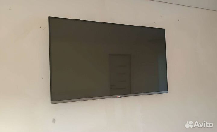 Телевизор LG 42 дюйма