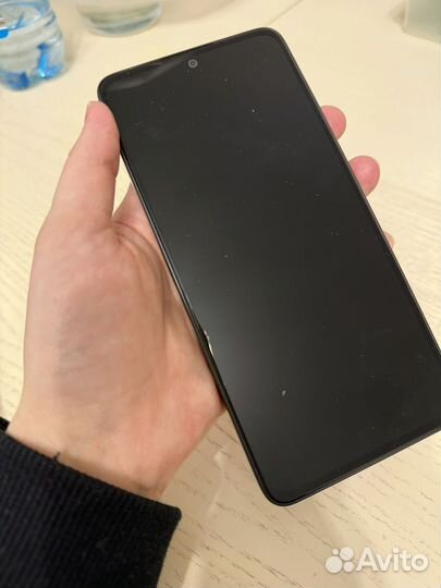 Xiaomi 13, 8/128 ГБ