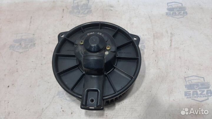 Моторчик печки Mitsubishi Eterna E52 4G93