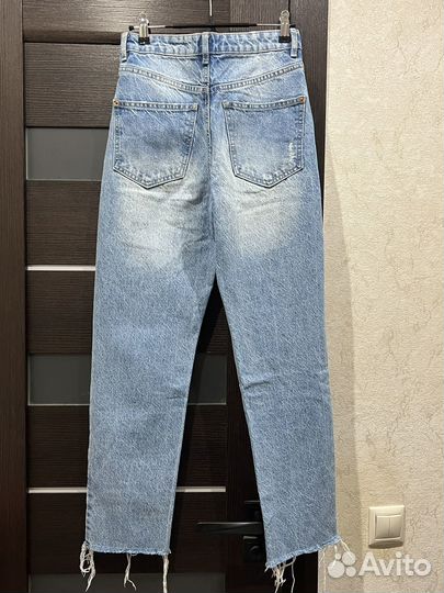 Джинсы mom fit