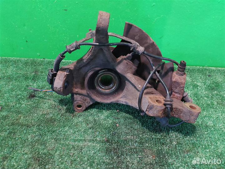 Кулак передний левый Hyundai I20 2009